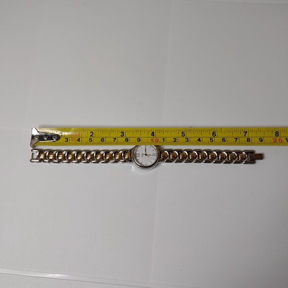 Two Tone Metal Band Timex Indiglo Watch With White Dial - Picture 12 of 14
